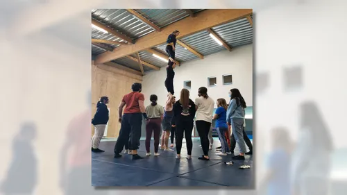 Bretagne : l’ouverture de la première classe aménagée de cirque en...
