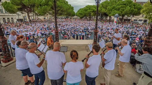 Un concert bat un record du monde à Châtellerault