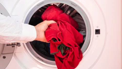 Faut-il systématiquement laver ses vêtements après les avoir portés ?