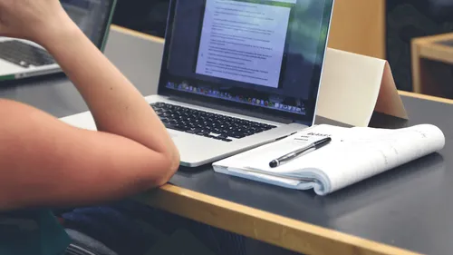 Covid-19 : les impacts de la pandémie sur la santé mentale des...