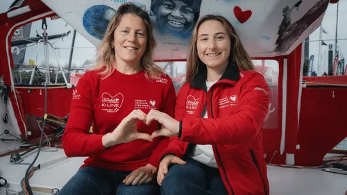 Voile : Violette Dorange et Samantha Davies en duo pour la saison...