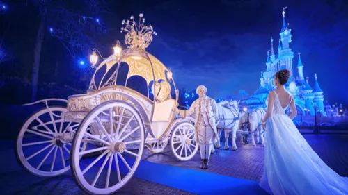 Disneyland Paris : se marier dans un carrosse est désormais possible