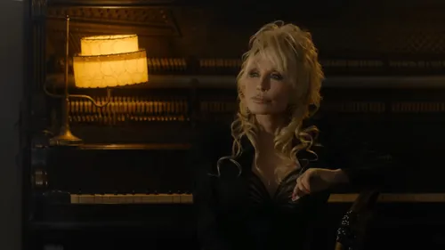 Mort de Dolly Parton : les hommages de Beyoncé, Taylor Swift ou...