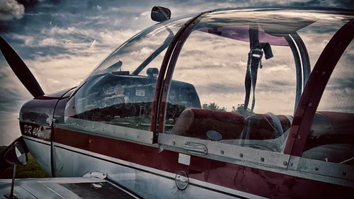 Crash d'un avion de tourisme au décollage près de Saint-Brieuc :...