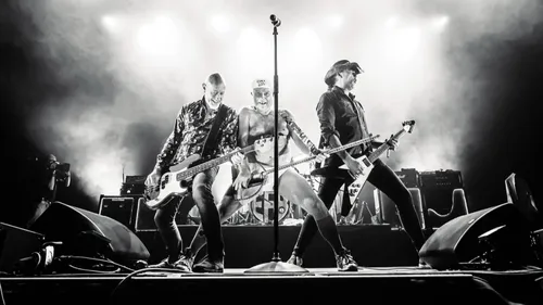 Elmer Food Beat fête ses 40 ans : un documentaire recherche des...