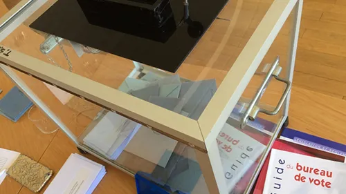 Législatives : 38,11% de participation à 17H00, en baisse par...