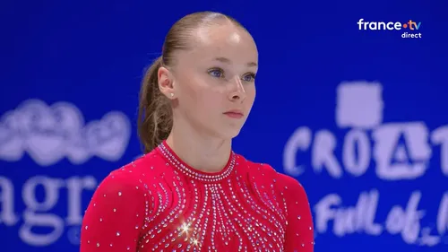 "C'est une championne" : la sensation Elena Colas, gymnaste...