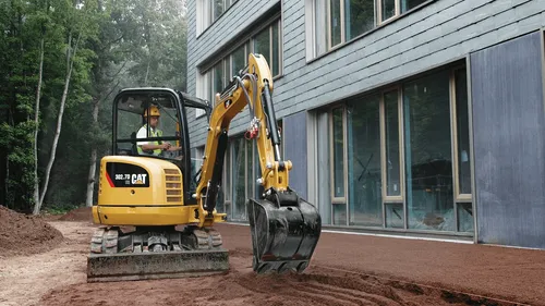 Mini-pelles volées en Pays-de-la-Loire : six personnes arrêtées