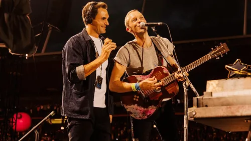 Roger Federer, 5e membre du groupe Coldplay !
