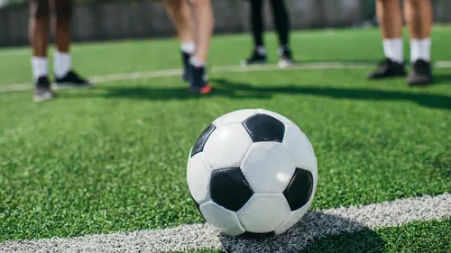 Indre-et-Loire : le gardien de but agresse l'arbitre, son club se...