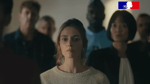 Matignon annonce de nouvelles mesures contre les violences faites...