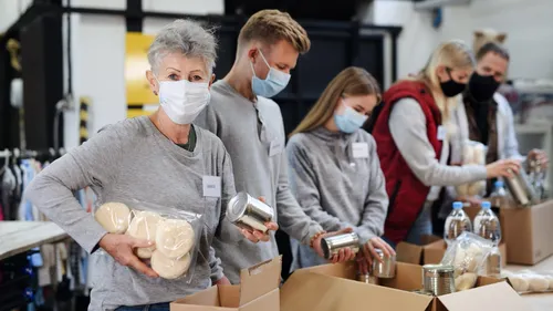 Les Restos du Coeur démarrent leur collecte annuelle de dons...
