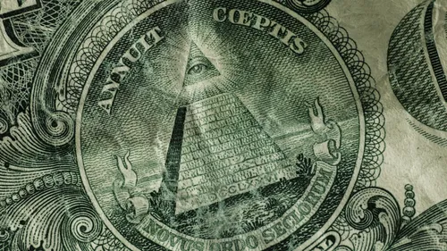 Près de 4 Français sur 10 persuadés de l'existence de conspirations