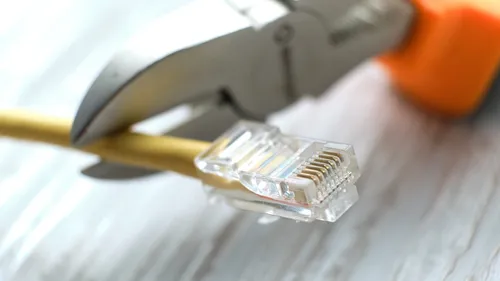 Les opérateurs Bouygues, SFR et Orange victimes d'une panne...