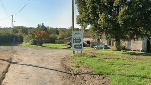 Deux-Sèvres : 3 personnes retrouvées mortes dans un gîte après la...