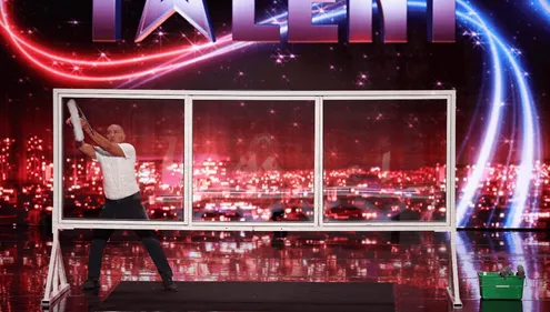 Le champion du monde de lavage de vitres sur M6