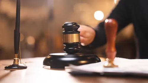 Orléans : trois ans de prison en appel pour l'ancien pompier...