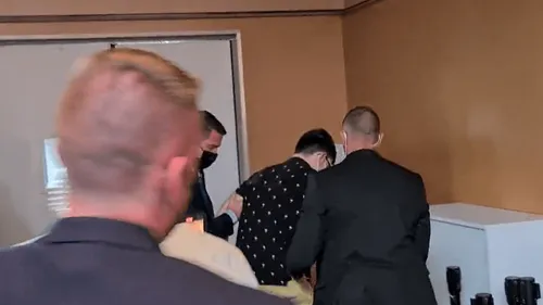 Jet d'oeuf sur Macron: l'auteur présumé hospitalisé en...