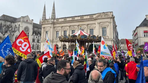 Retraites : dans le Grand Ouest, les manifestants témoignent : "On...