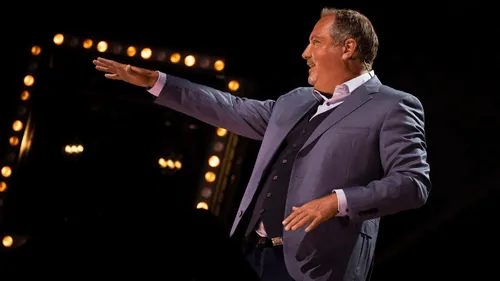 Sous hypnose, un homme se blesse lors d’un spectacle du québécois...