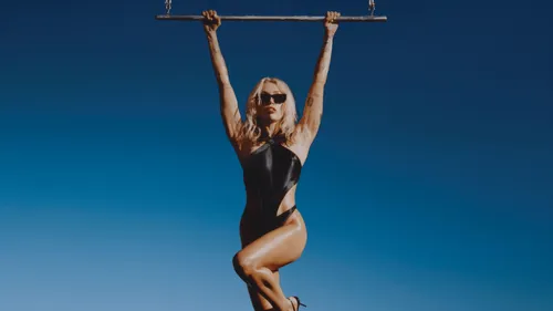 Miley Cyrus de retour avec la chanson "Flowers" !