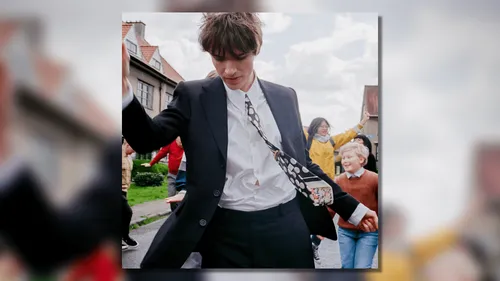 Pierre de Maere présente son nouveau hit sur Alouette : "c'est une...