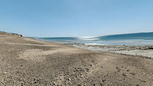 Appel à témoins après la découverte d'un corps sur une plage des...