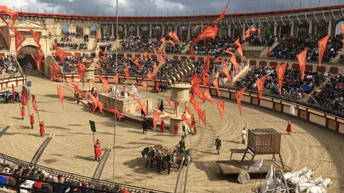 Le premier bébé né lors d'un séjour au Puy du Fou : il obtient un...