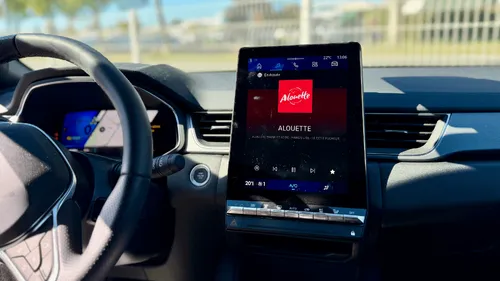 Pourquoi l'accès direct et gratuit à la radio dans votre voiture...