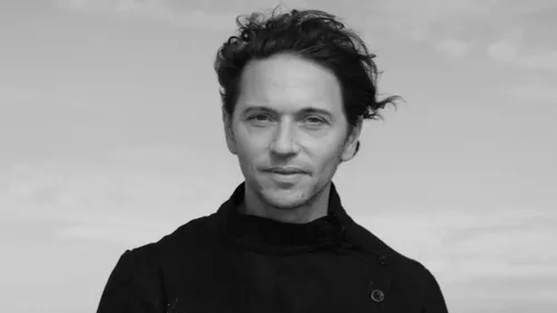 Raphaël : "le monde autour de nous est très anxiogène, j’essaye de...