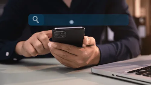 "Wesh", "masculinisme", "conclave"... ces mots les plus recherchés...