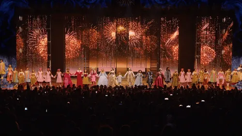 "C'est du très très grand spectacle" : les confidences de Dove...