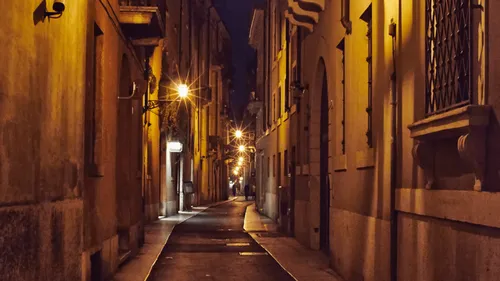 Violences : des couvre-feux décidés "là où la situation le nécessite"