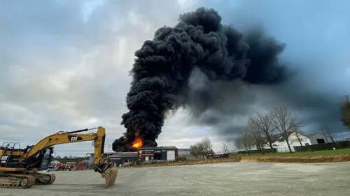 Loire-Atlantique : un important incendie à Joué-sur-Erdre