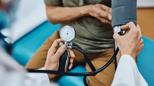 Les soignants non vaccinés contre le Covid-19 vont pouvoir...