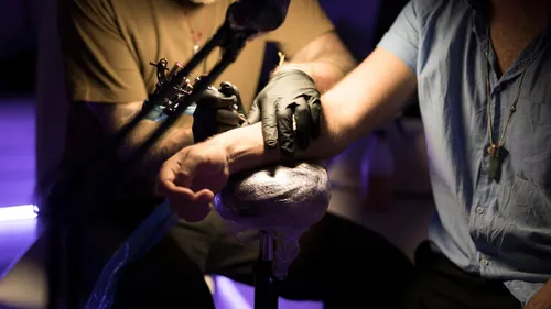 Un tatouage symbolique... à partager avec 6 772 autres personnes