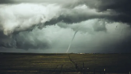 Des dizaines de morts dans des tornades destructrices aux États-Unis