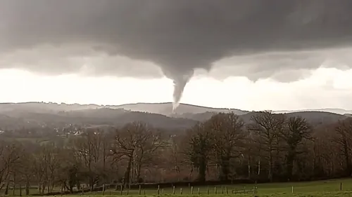 Creuse : importants dégâts après le passage d’une tornade