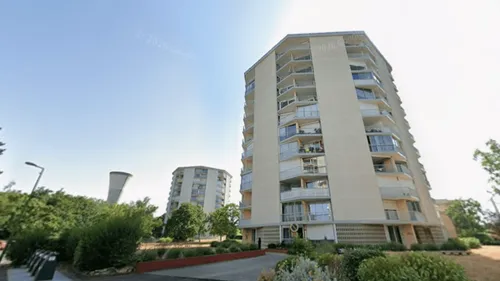 Grosse évacuation d'un immeuble de 11 étages à Chambray-lès-Tours