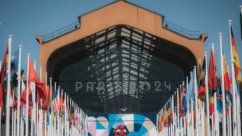 Supérette, salon de beauté, nurserie... à quoi les athlètes ont-ils...