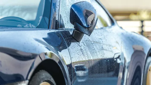 Ille-et-Vilaine : des voitures de luxe vendues aux enchères à prix...