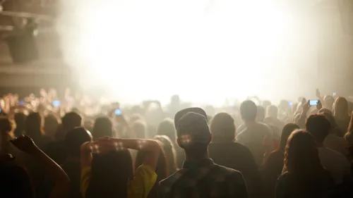 Morbihan : un homme décède sur le site d'une rave-party