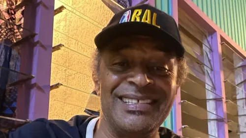 Yannick Noah devient chef d'un village au Cameroun