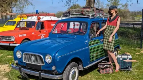 4L, motos des années 30... Des véhicules de collection mis aux...