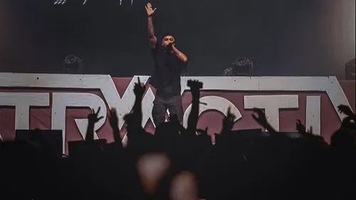 Plus d’1 milliard de vues sur YouTube : Ahzee sera dans les Ardennes