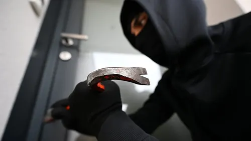 5 personnes placées en détention provisoire après plusieurs...