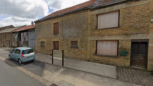 Une partie de la toiture d’une maison s’effondre, aucune victime à...