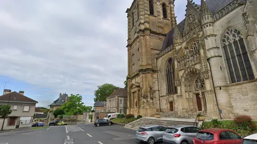 Un homme réanimé après un arrêt cardiaque en pleine rue