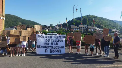 Mobilisation contre la fermeture du collège Jules-Ferry de...