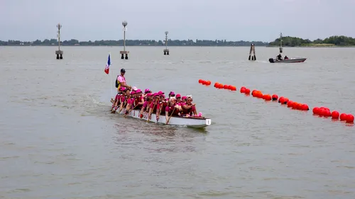 Elles sont prêtes pour affronter les canaux de la cité de Venise